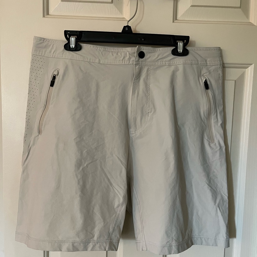 Mack Weldon Men’s All Purpose Activewear Shorts size XL